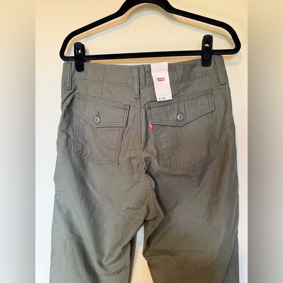 Levis Ribcage Straight Olive Green Cargo Pant NWT Size 31 - Picture 5 of 8